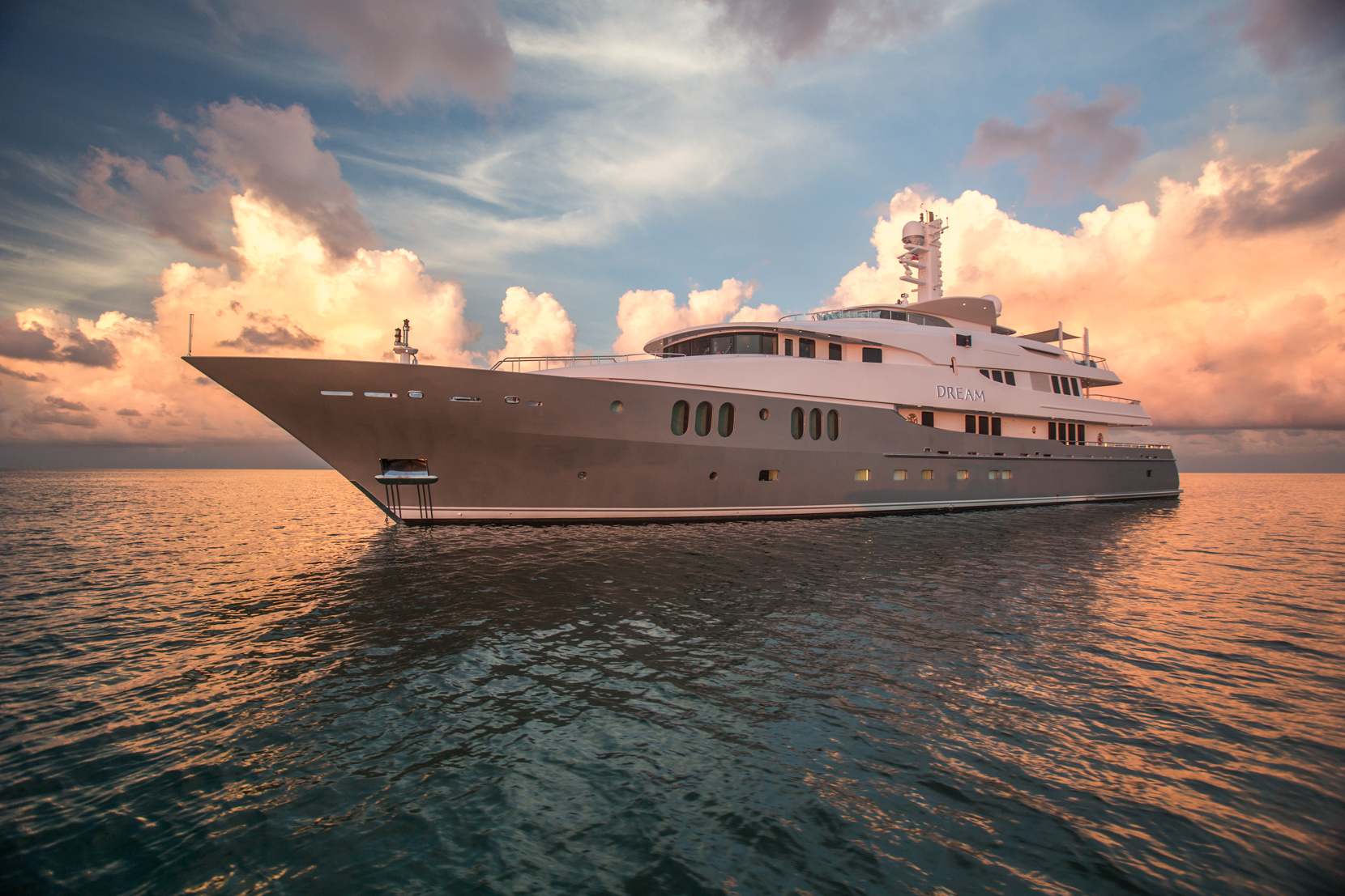 dream yacht charter usa