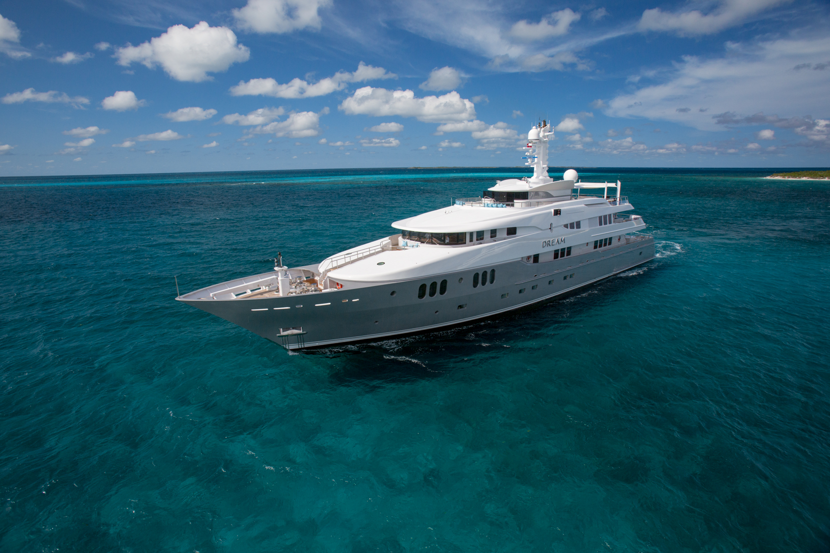 who owns dream yacht charter